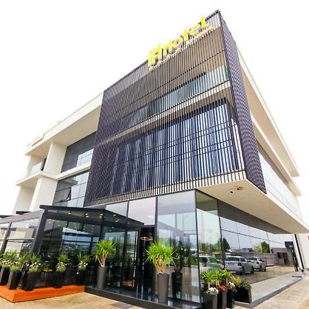 N Hotel By Noshi Rinas Exterior photo